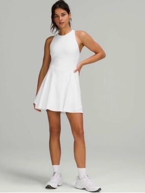 bodycon strapless dress Sky To Moon See You There Black Mixed Media Mini - Size S - Polyester/Spandex - Hand Wash Cold Women's size:0 Boning detail enhances the Style:SLIM9685 Do you guys truly